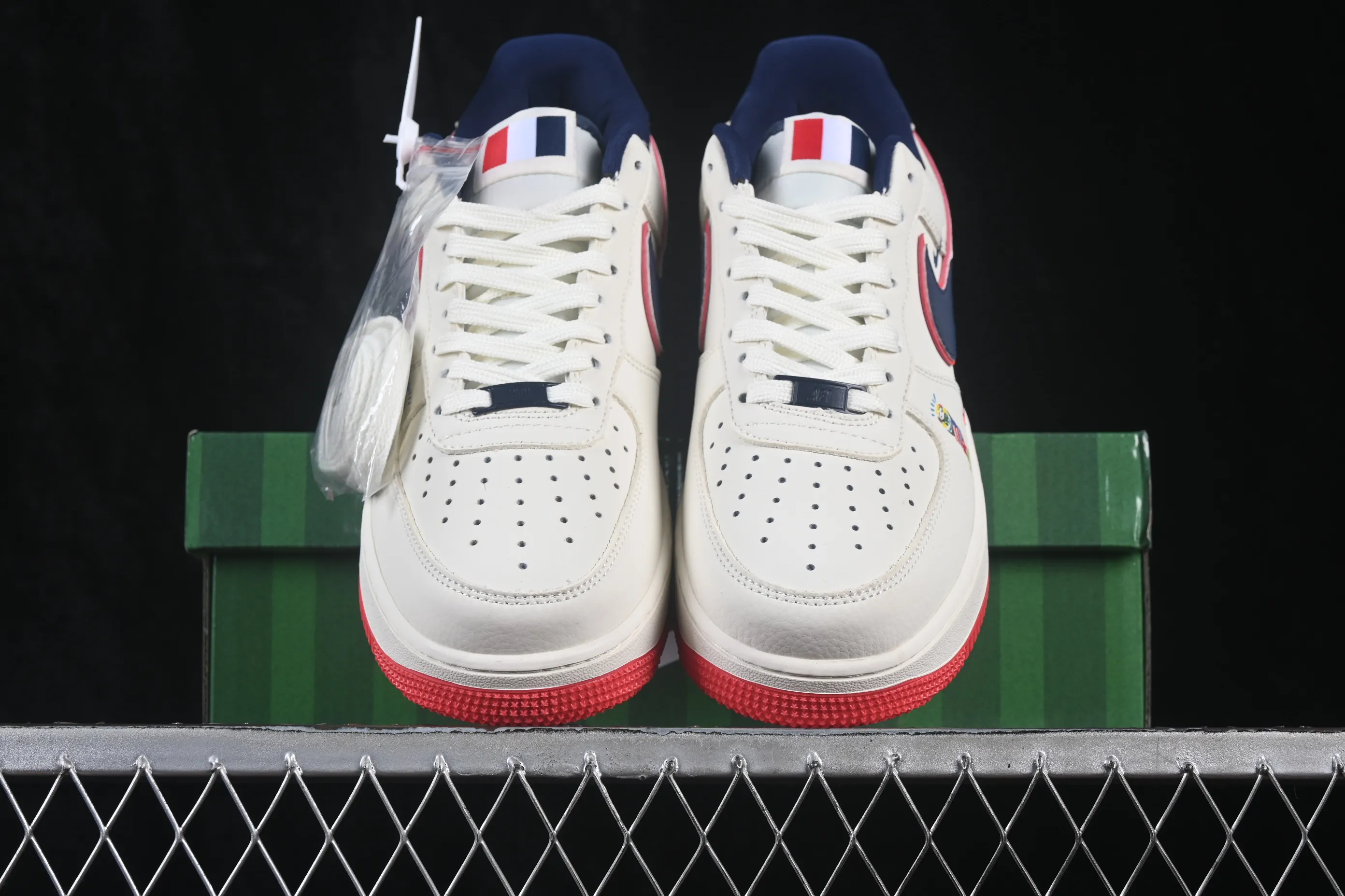 All Categories Nk Air Force 1 Air Force Series Nk Air Force 1 Low Air Force Low Nike Air Force 1'07 Low World Cup Theme Air Force One Low Casual Shoes DD1982-372